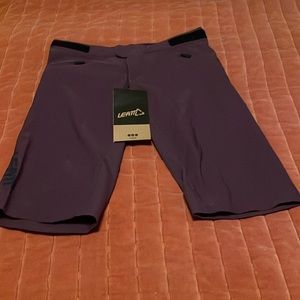 Leatt mountain bike shorts M
